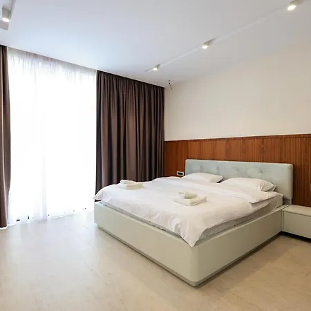 Villa Sanpietro Premium Durrës
