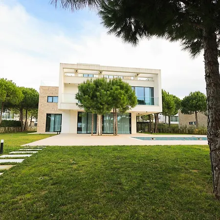 Willa Sanpietro Premium Durrës